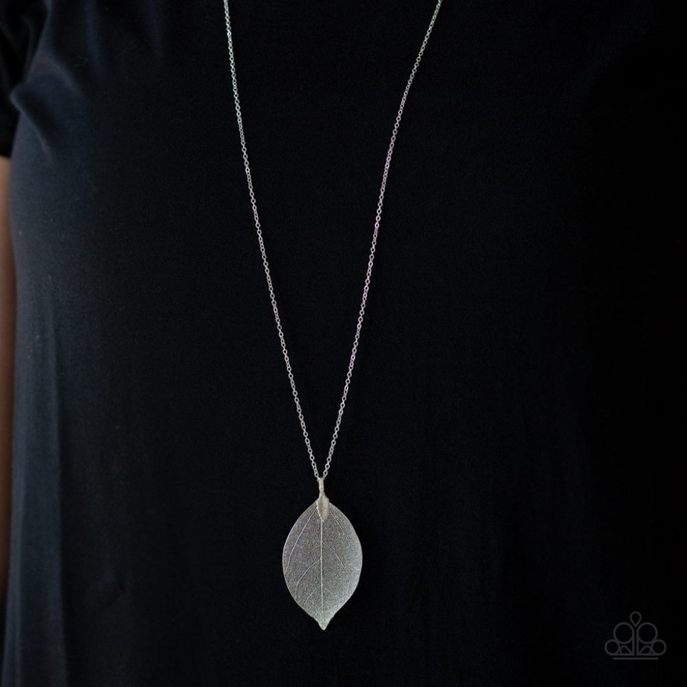 Fall Foliage - Paparazzi Necklace